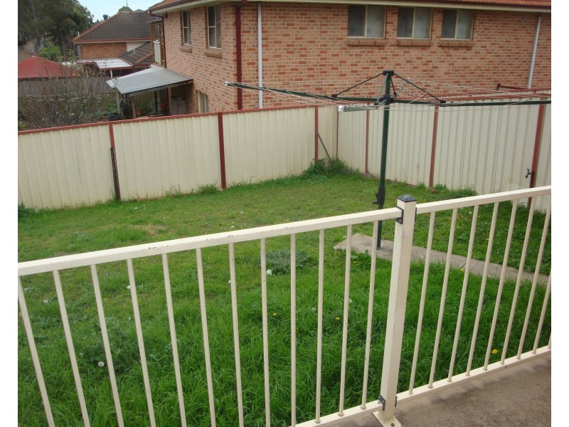 10B Mataro Close, Edensor Park NSW 2176