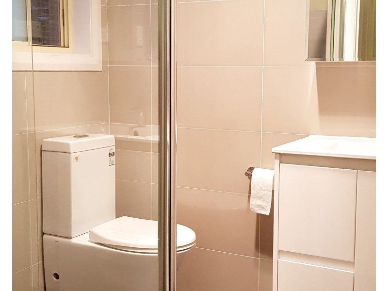 6A Barker Street, Bossley Park NSW 2176