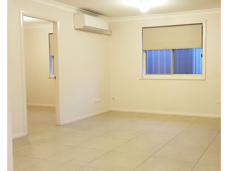 6A Barker Street, Bossley Park NSW 2176