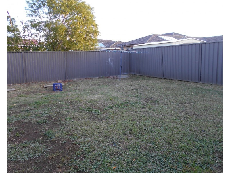 6A Barker Street, Bossley Park NSW 2176