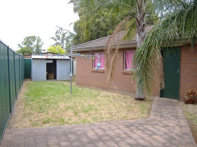 60 Mulligan Street, Bossley Park NSW 2176