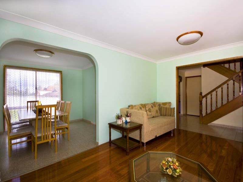 4 Waterhouse Street, Abbotsbury NSW 2176