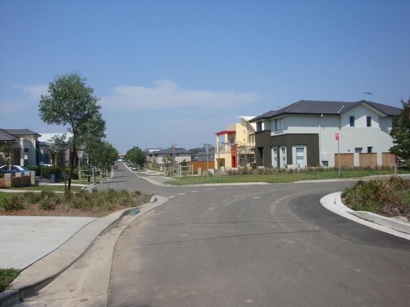 18 Grazier Circuit, Pemulwuy NSW 2145