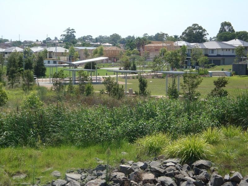 18 Grazier Circuit, Pemulwuy NSW 2145