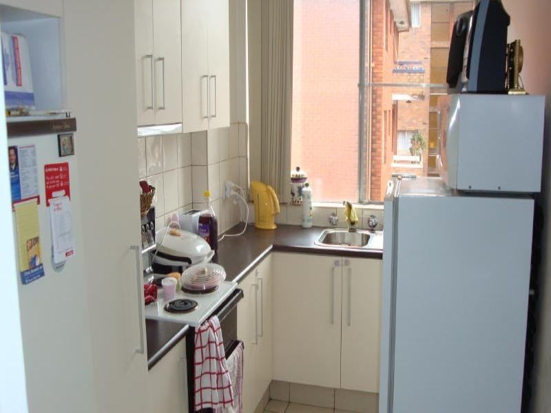 8/49 Hamilton Road,, Fairfield NSW 2165