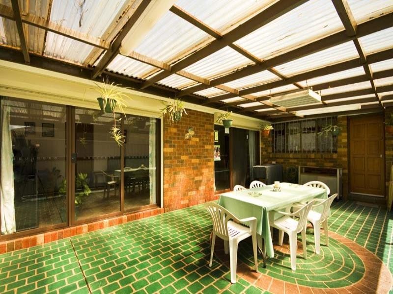 42 Castlereagh Street, Bossley Park NSW 2176