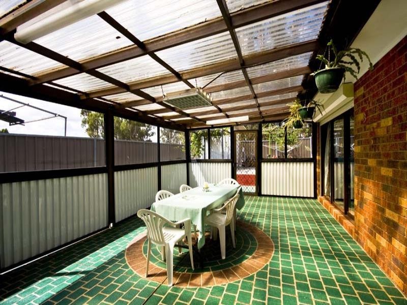 42 Castlereagh Street, Bossley Park NSW 2176