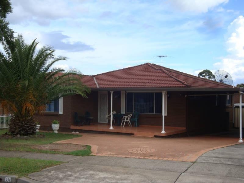 136 Restwell Road, Bossley Park NSW 2176