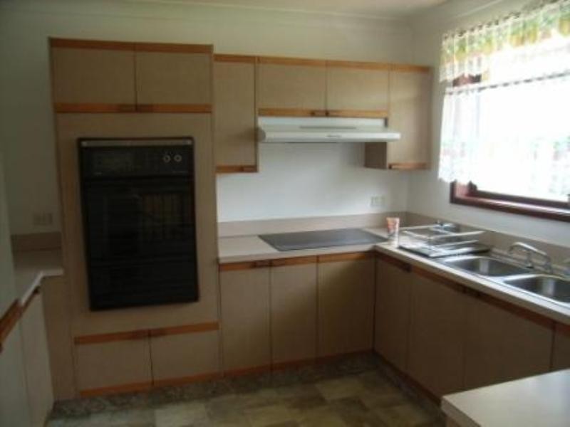 Greenfield Park NSW 2176