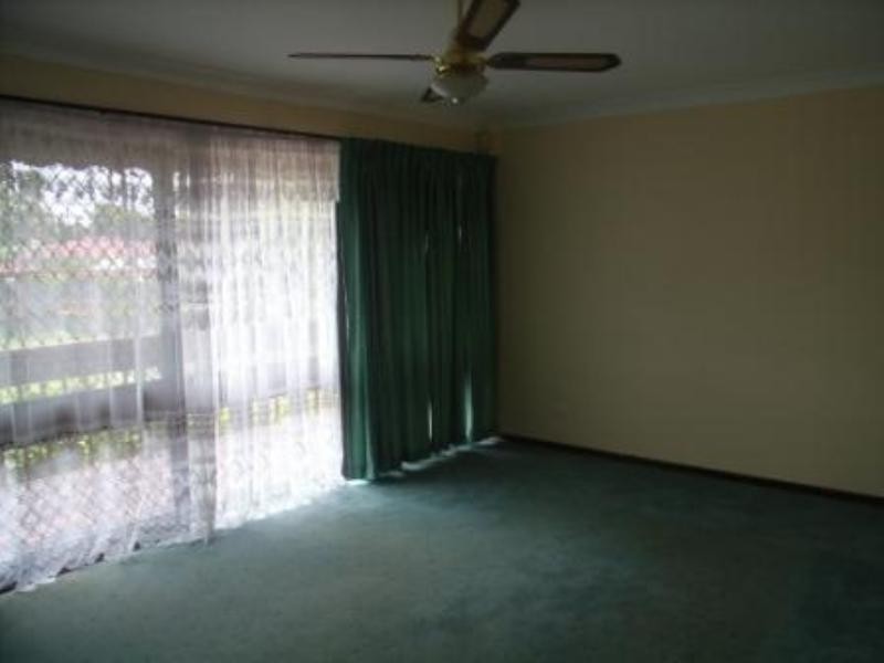 Greenfield Park NSW 2176