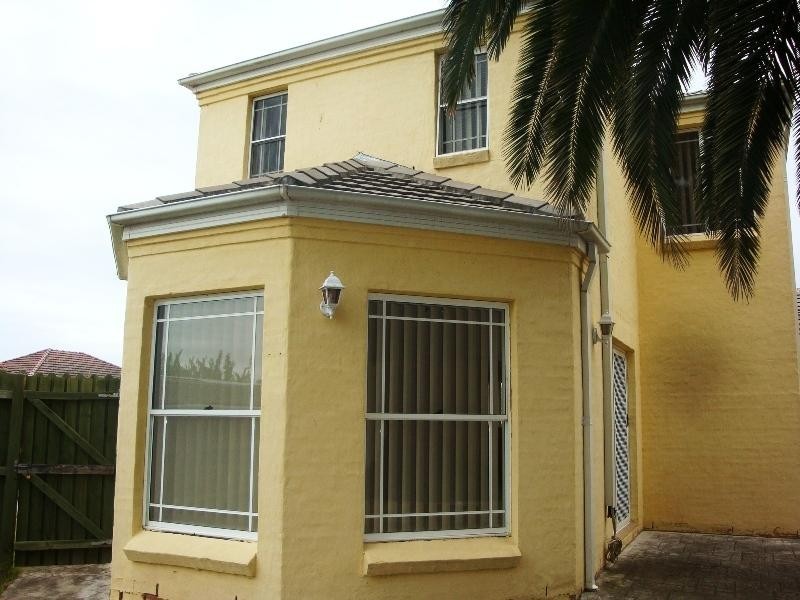 2/22 Stanbrook Street, Fairfield Heights NSW 2165