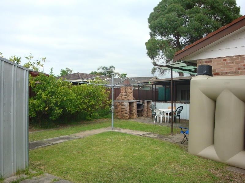 10 Cowper Place, Wetherill Park NSW 2164