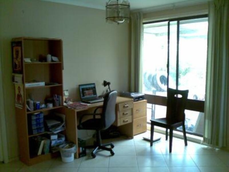 9 Ironside Street, St Johns Park NSW 2176