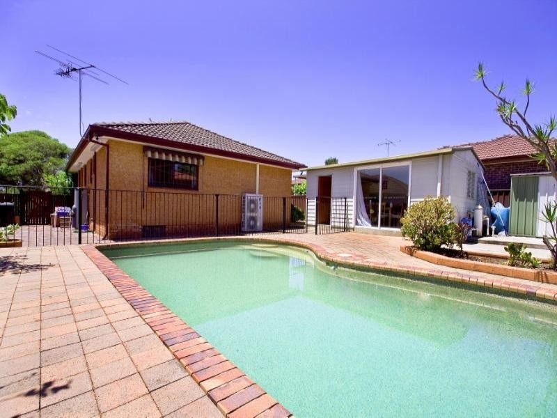 26 Marlowe Street, Wetherill Park NSW 2164