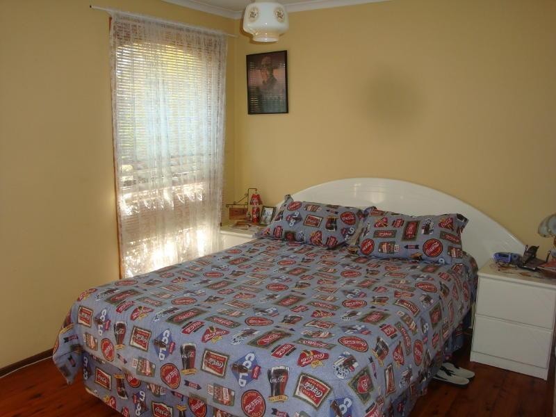 2 Olga Close, Bossley Park NSW 2176