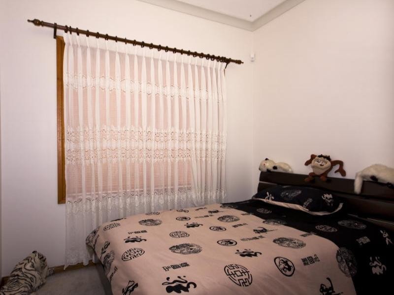 8 Geronimo Close, Greenfield Park NSW 2176