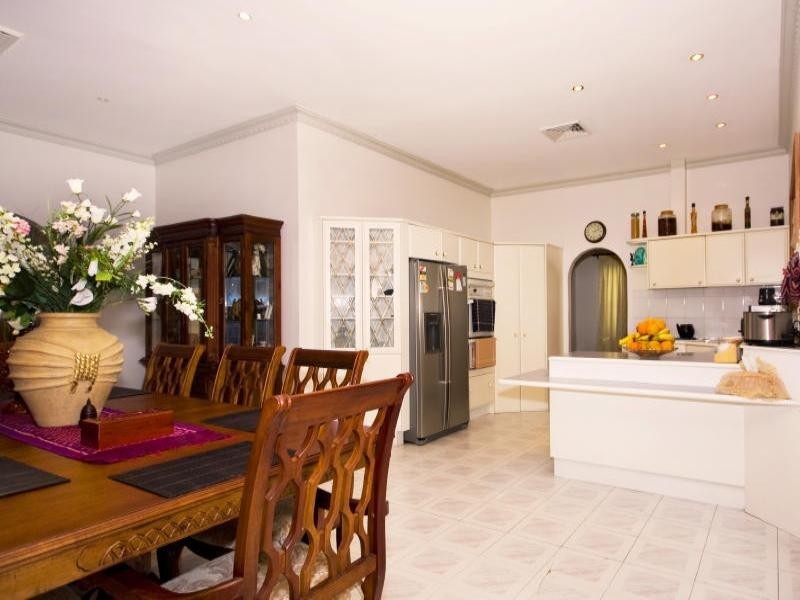 8 Geronimo Close, Greenfield Park NSW 2176