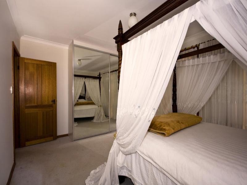 8 Geronimo Close, Greenfield Park NSW 2176