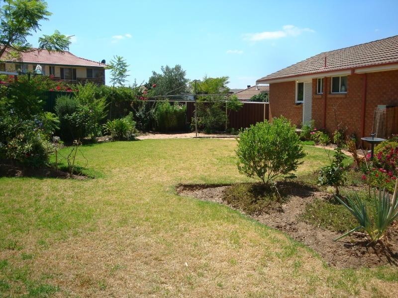 6 Kiowa Place, Bossley Park NSW 2176