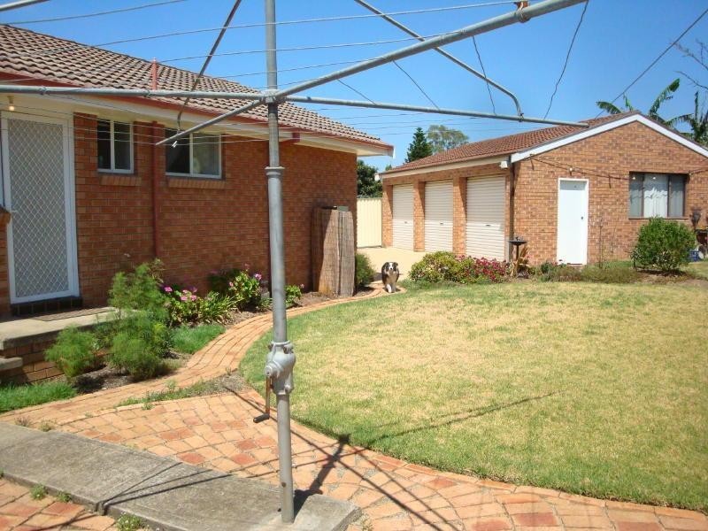 6 Kiowa Place, Bossley Park NSW 2176