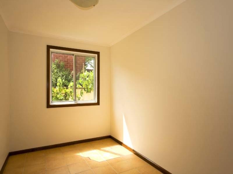 10 Bronsdon Street, Smithfield NSW 2164