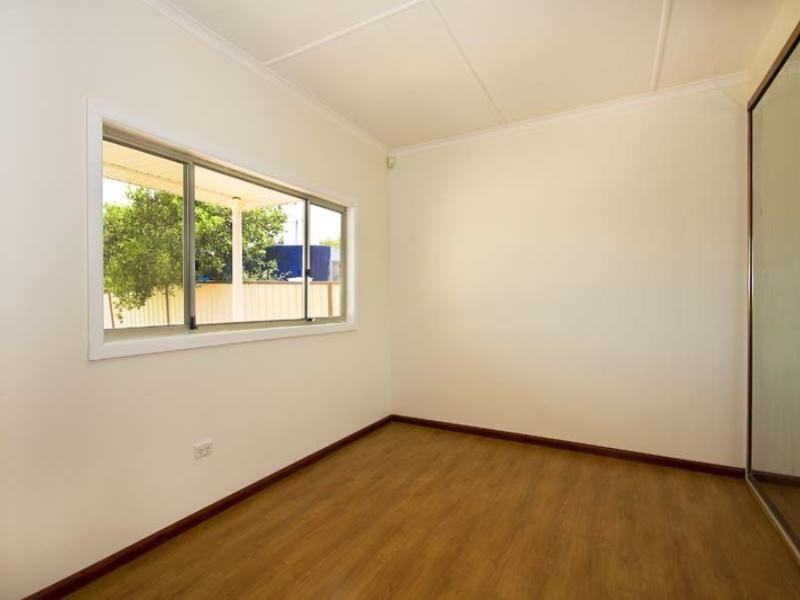 10 Bronsdon Street, Smithfield NSW 2164