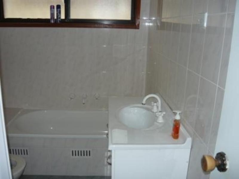 48 Winburndale Crescent, Wakeley NSW 2176