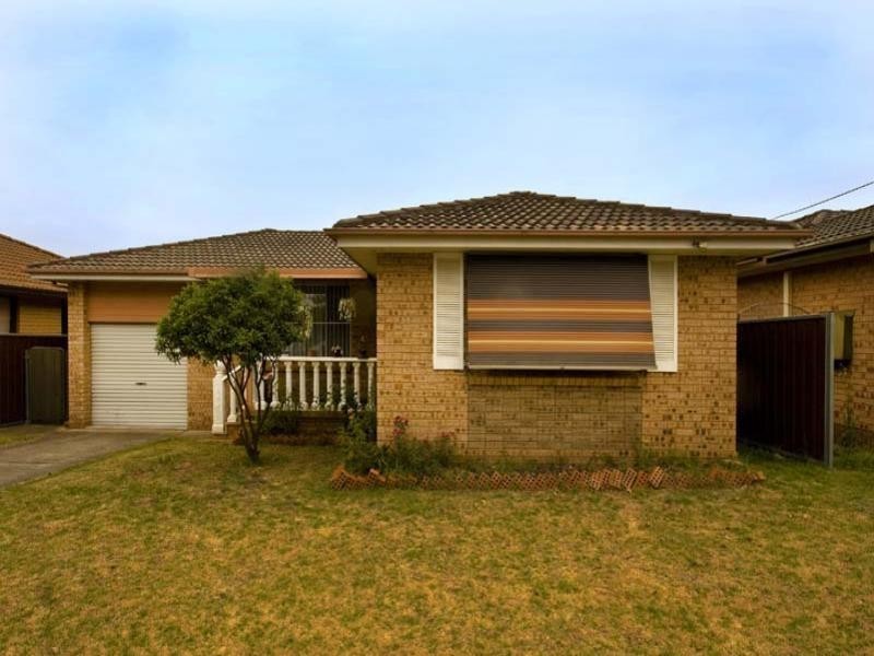 3 Guthega Place, Bossley Park NSW 2176