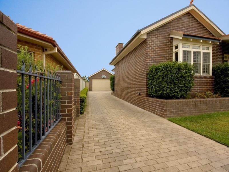 130 Bossley Road, Bossley Park NSW 2176