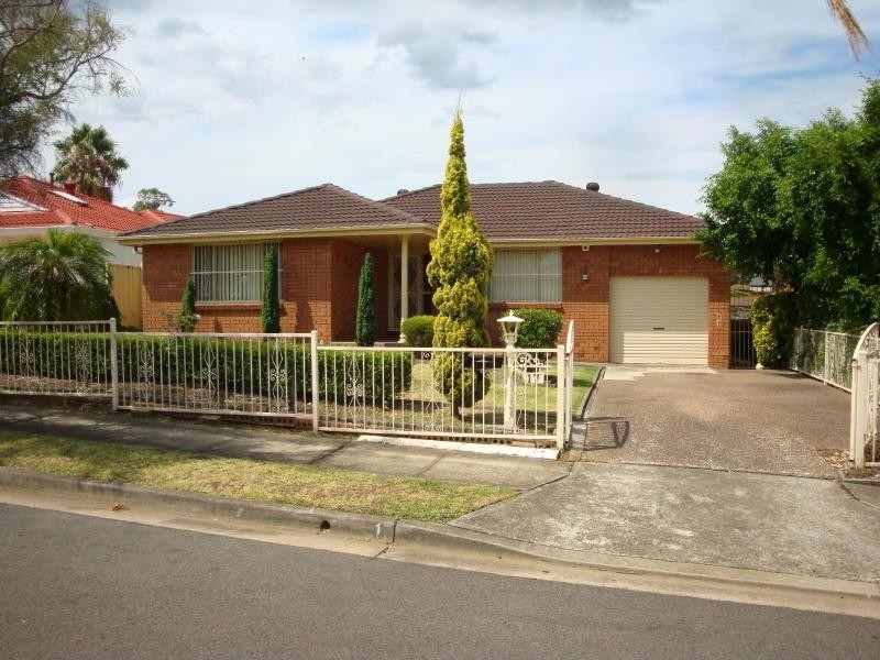17 Jasnar Street, Greenfield Park NSW 2176