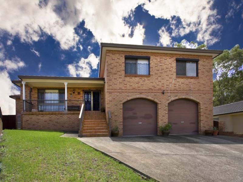 7 Bega Place, Bossley Park NSW 2176