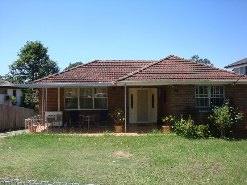 10 Guernsey Street, Busby NSW 2168