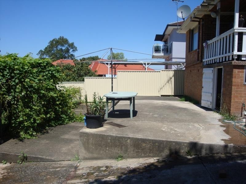 10 Guernsey Street, Busby NSW 2168