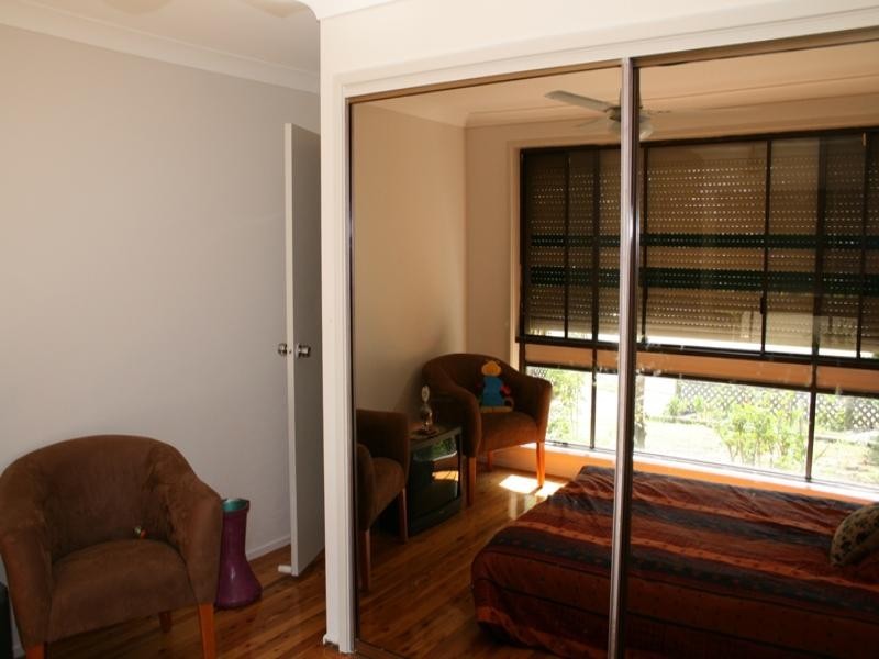 2 Emu Close, Bossley Park NSW 2176