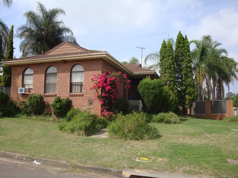 40 Coonawarra Street, Edensor Park NSW 2176