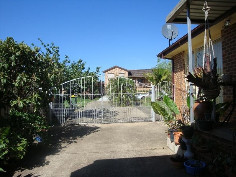 9 Turquoise Crescent, Bossley Park NSW 2176