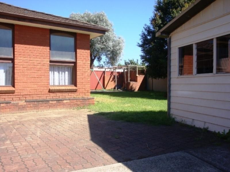 6 Swift Place, Wetherill Park NSW 2164