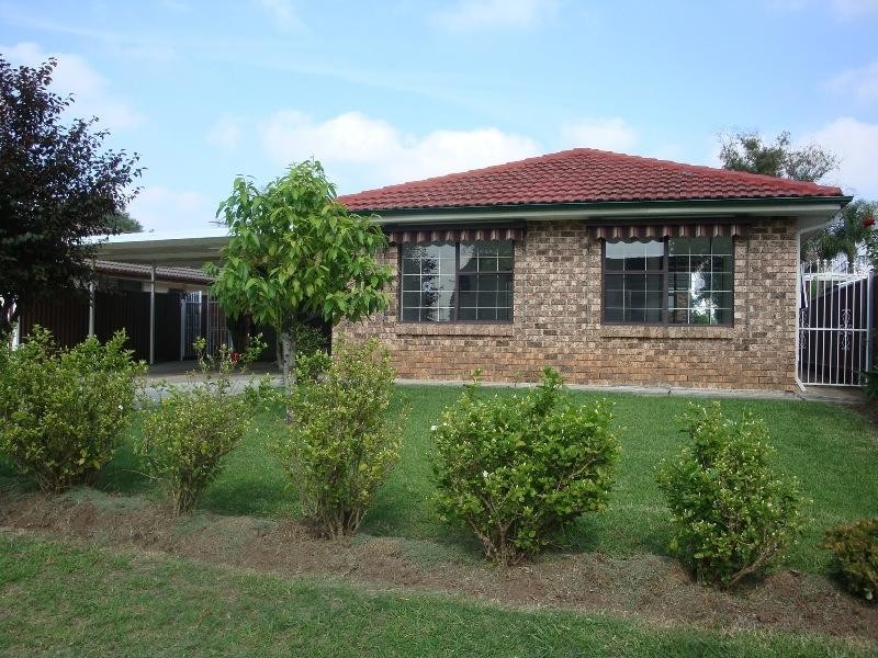 38 Ryder Road, Greenfield Park NSW 2176