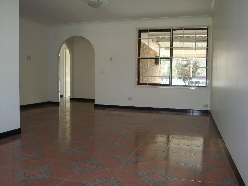 38 Ryder Road, Greenfield Park NSW 2176