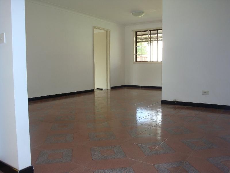 38 Ryder Road, Greenfield Park NSW 2176