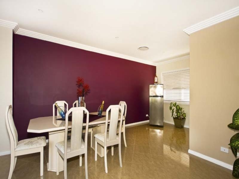 1 Glen Elgin Crescent, Edensor Park NSW 2176