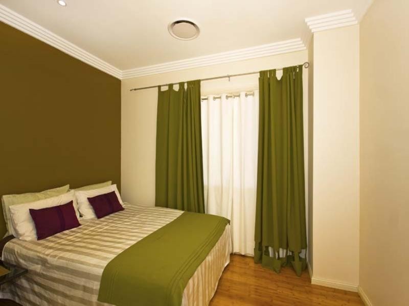 1 Glen Elgin Crescent, Edensor Park NSW 2176