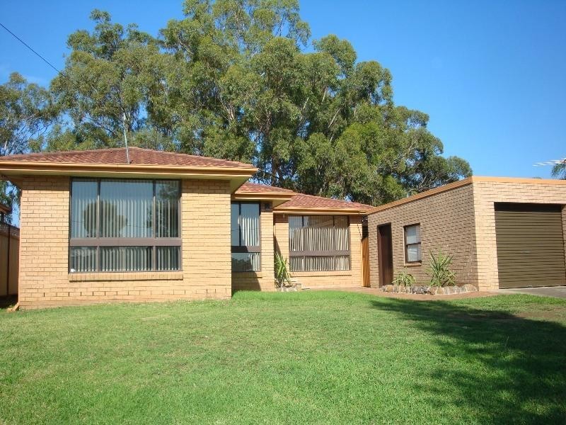 35 Moonlight Road, Prairiewood NSW 2176