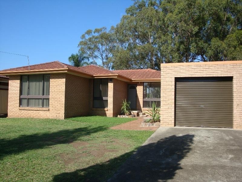 35 Moonlight Road, Prairiewood NSW 2176