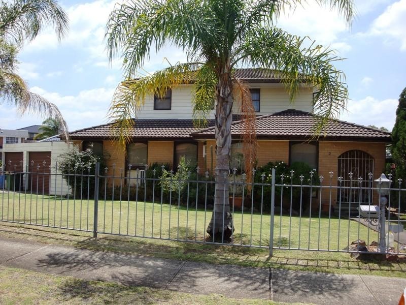 2 Olga Close, Bossley Park NSW 2176