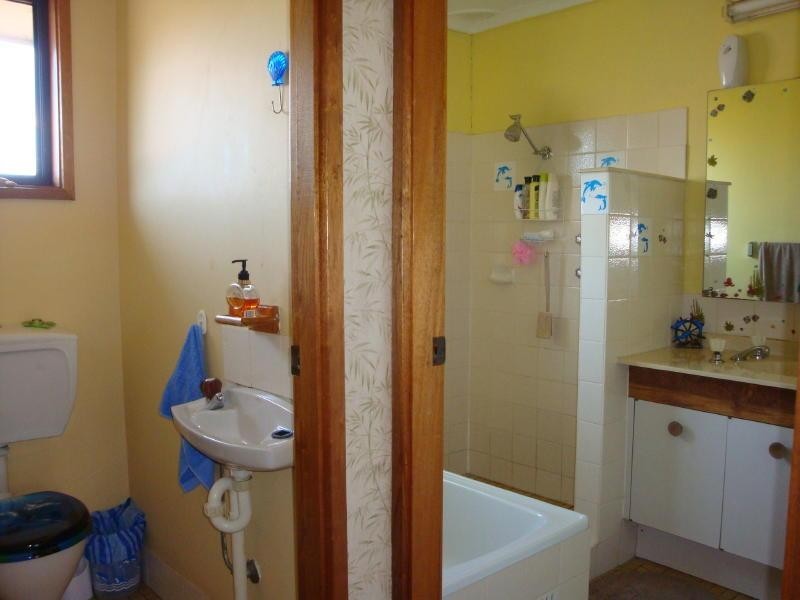 2 Olga Close, Bossley Park NSW 2176