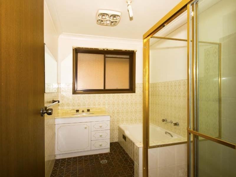 7 Nesbitt Place, Prairiewood NSW 2176