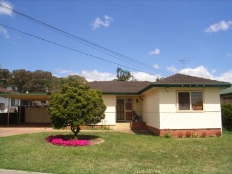 311 Brenan Street, Smithfield NSW 2164