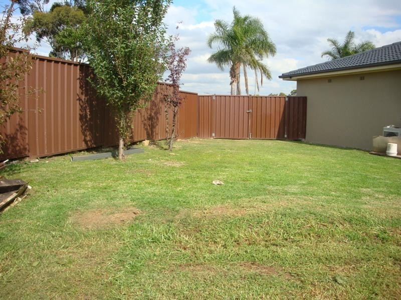 10 Newman Close, Wetherill Park NSW 2164