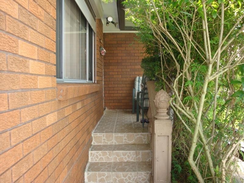 121 Mimosa Road, Bossley Park NSW 2176